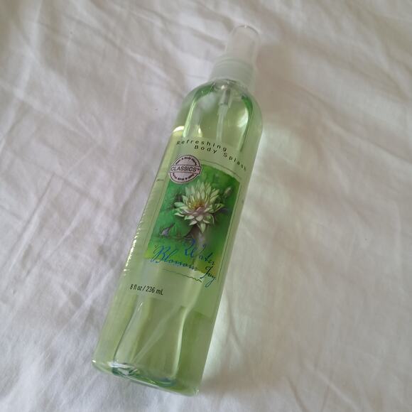 Rare Bath & Body Works WATER BLOSSOM IVY Refreshing Body Splash 8oz - Picture 1 of 10